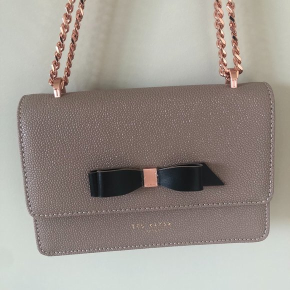 Ted baker taupe bow rose gold chain bag. - Picture 2 of 4